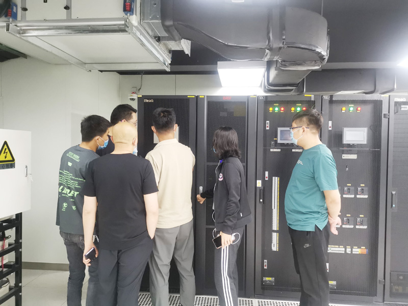 �L(zh��ng)ɳUPS�Դ��������(y��ng)��